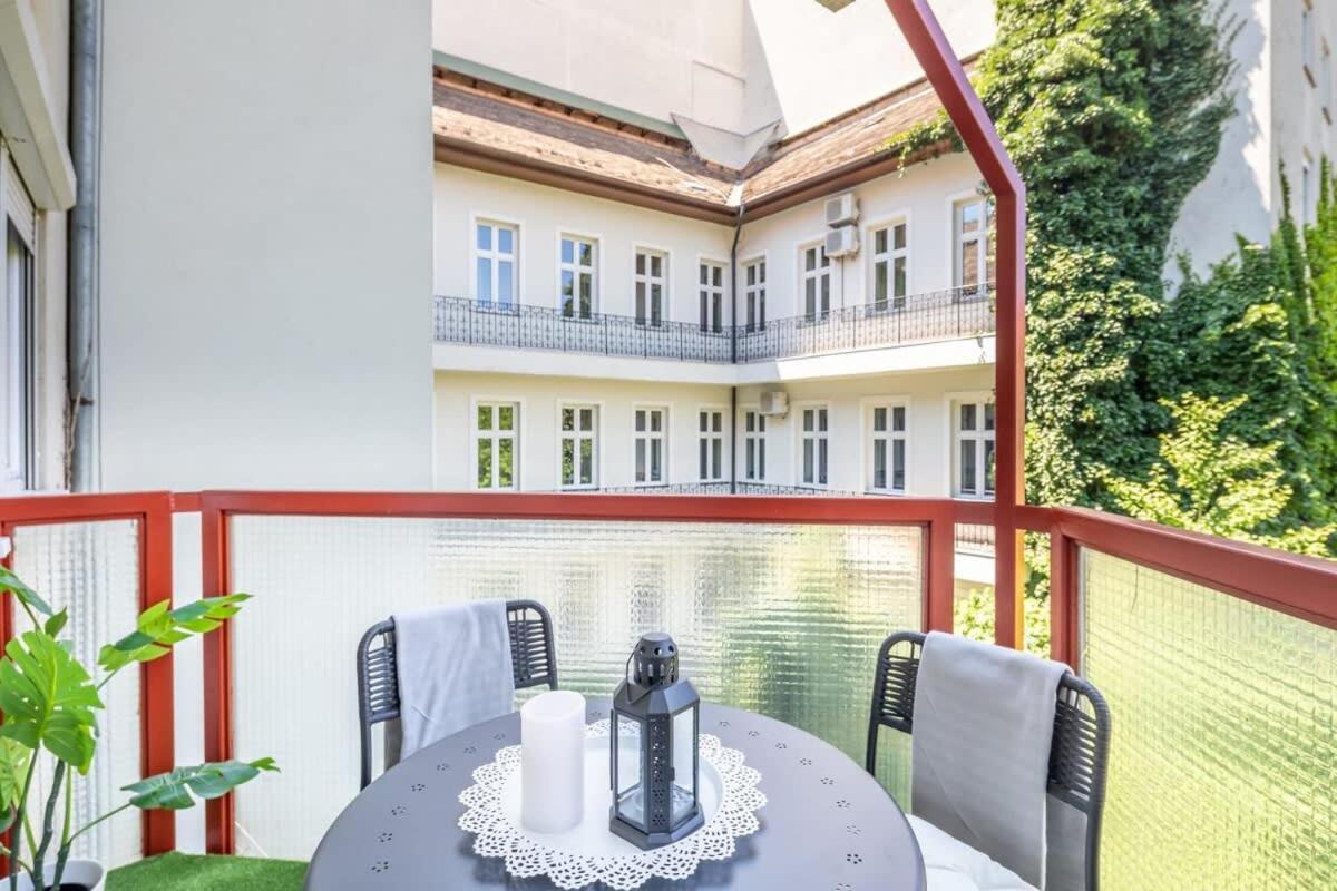 Апартаменты Sunny Balcony - Cute And Cozy Будапешт Экстерьер фото
